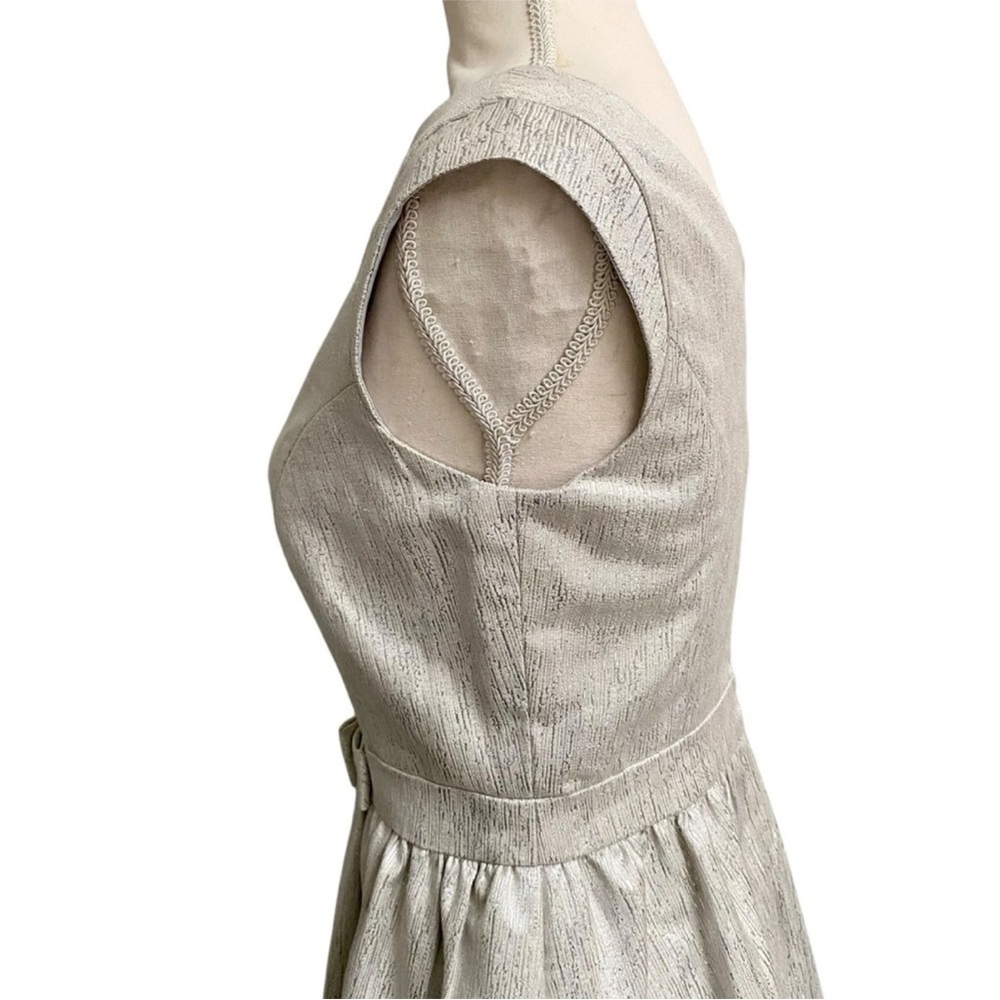 Cynthia Steffe Silver Metallic Fit & Flare Cocktail Dress Bow Waist Size 4 NWT - Picture 6 of 12